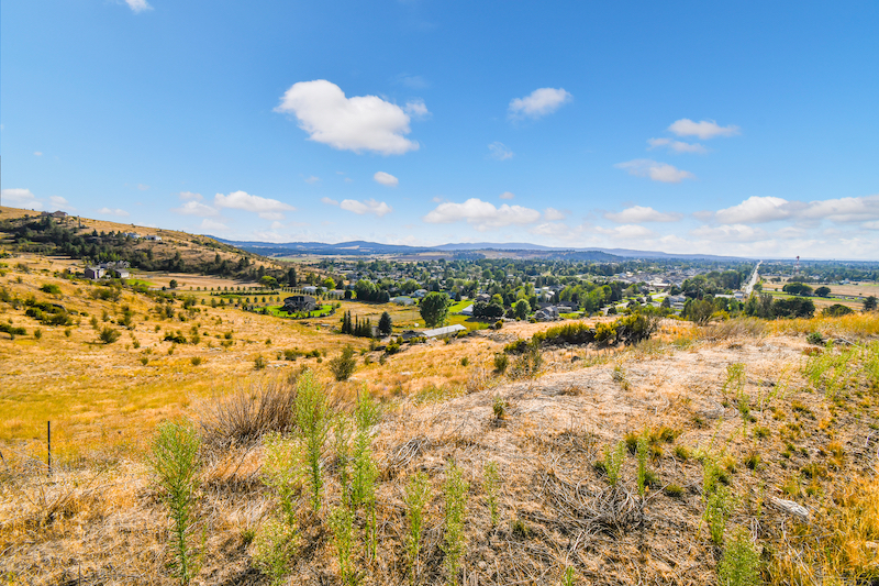 A,Hilltop,View,Over,The,Liberty,Lake,,Spokane,Valley,And